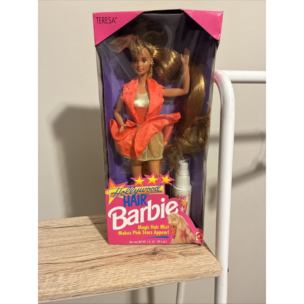 Barbie Hollywood Hair Barbie Teresa 1992 Mattel 2316 damage Box